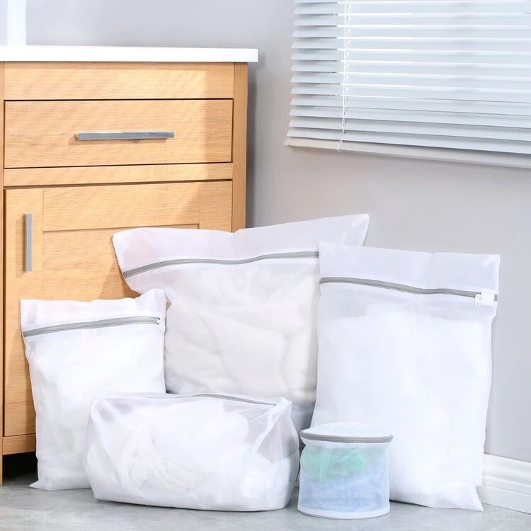 Clevinger 5 Piece Laundry Mesh Wash Bag Set - White With Grey Zip 5 Clevinger 5 Piece Laundry Mesh Wash Bag Set - White With Grey Zip - Image 3
